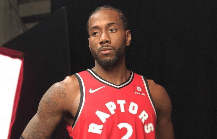 半场：海登海姆1-0法兰克福，阿尔杨-伊布助攻齐夫齐瓦泽破门（半场战报：海登海姆暂1-0领先法兰克福，阿尔杨-伊布助攻齐夫齐瓦泽建功）