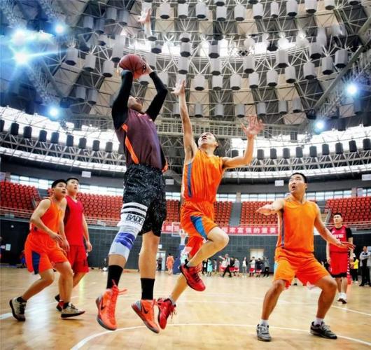 天要亡我？44岁阿隆索欲哭无泪：10大后卫仅1人能用 2天后迎生死战（44岁阿隆索陷防线危机：10名后卫仅1人可用，2天后迎生死战）