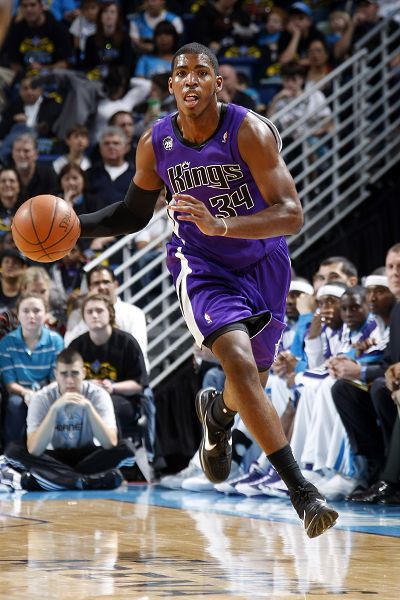 剑南春｜米兰1-0拉齐奥暂登顶，莱奥制胜，托莫里献助攻（剑南春｜莱奥一锤定音托莫里送助攻，米兰1-0力克拉齐奥暂居榜首）