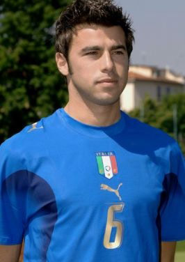 斯基拉：米兰近期密切关注雷恩18岁前锋穆罕默德-梅特（斯基拉：米兰近来重点考察雷恩18岁前锋穆罕默德-梅特）