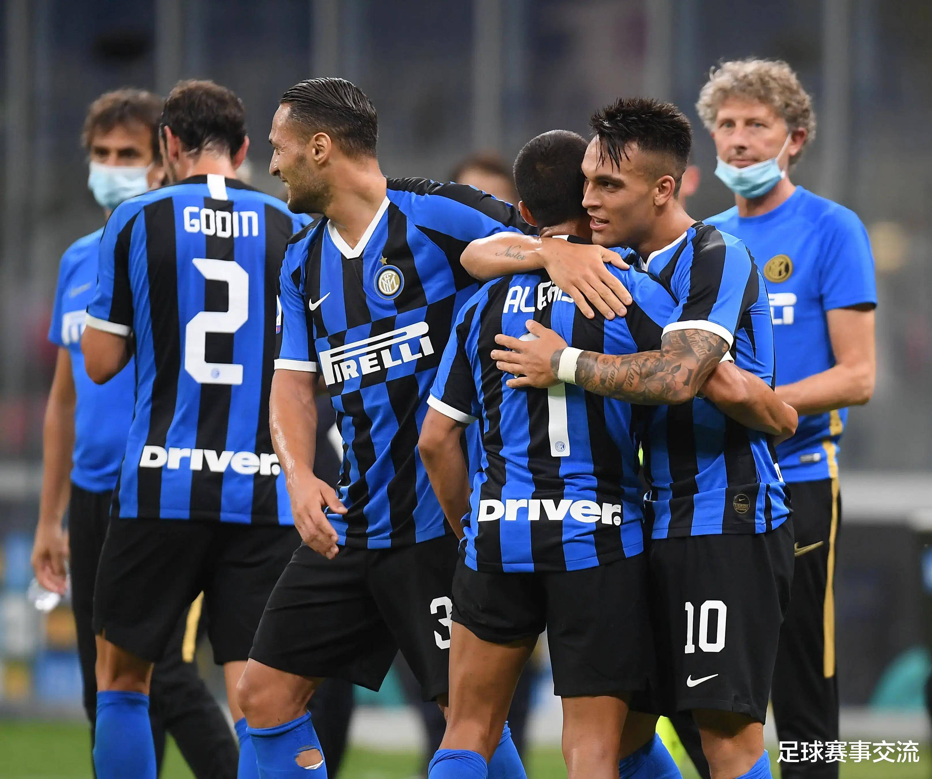 申花客战津门虎：双方均四外援出战，李可首发，阿代米替补（申花客场对阵津门虎：两队各派四外援，李可先发，阿代米替补）