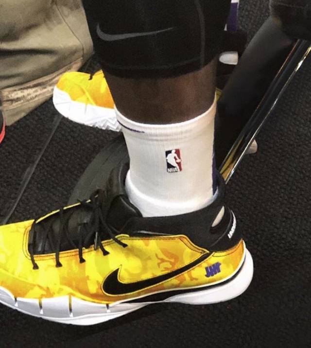 总比分0-5，阿隆索带队2次对阵利物浦均遭遇失利（阿隆索执教对阵利物浦两战皆负，总比分0比5）